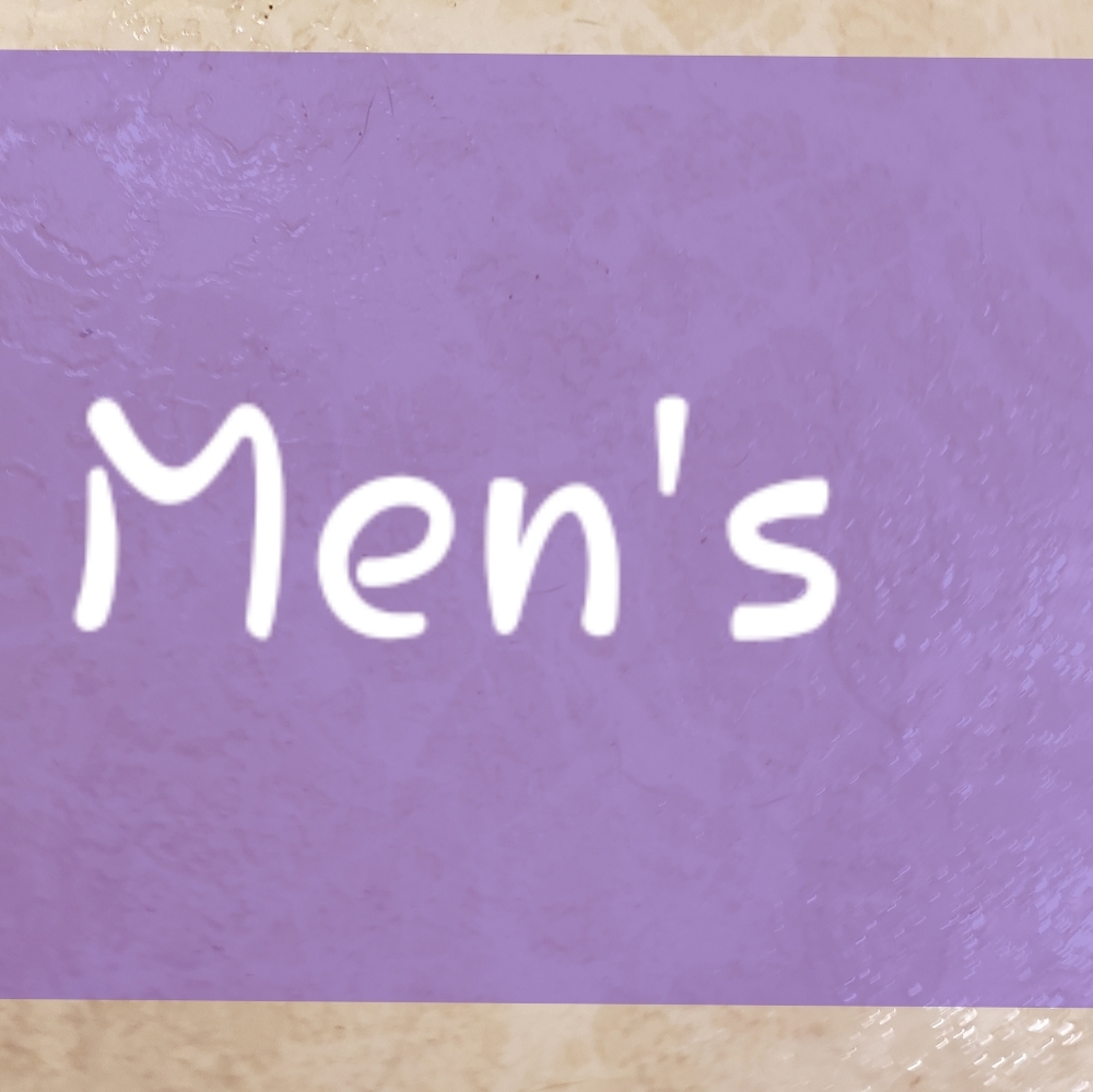 MEN'S CLOTHING - Picture 2 of 2